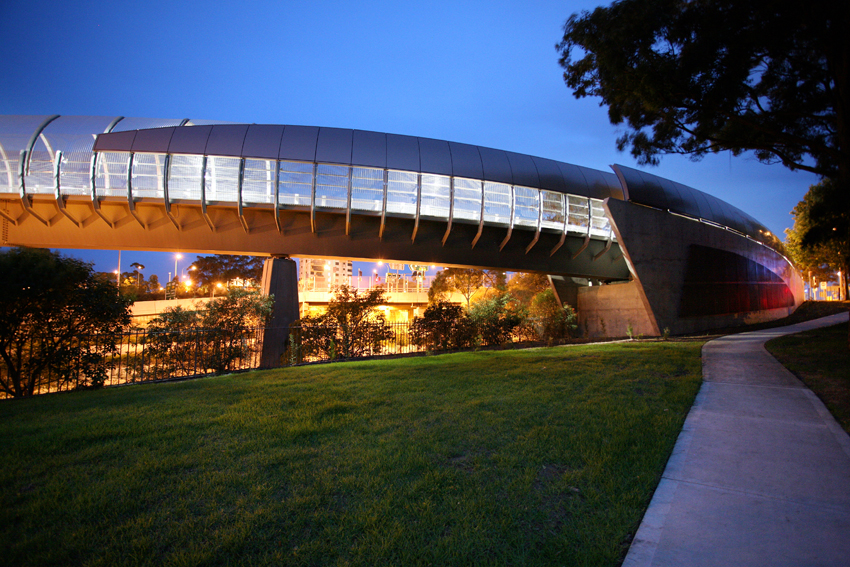 FALCON ST PEDESTRIAN BRIDGE - 209106_001.jpg